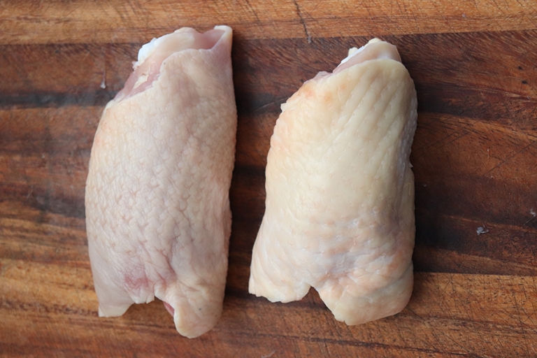 Chicken Thigh Cutlets (bone in & skin on) ($40.95/kg) - Grassland Poultry